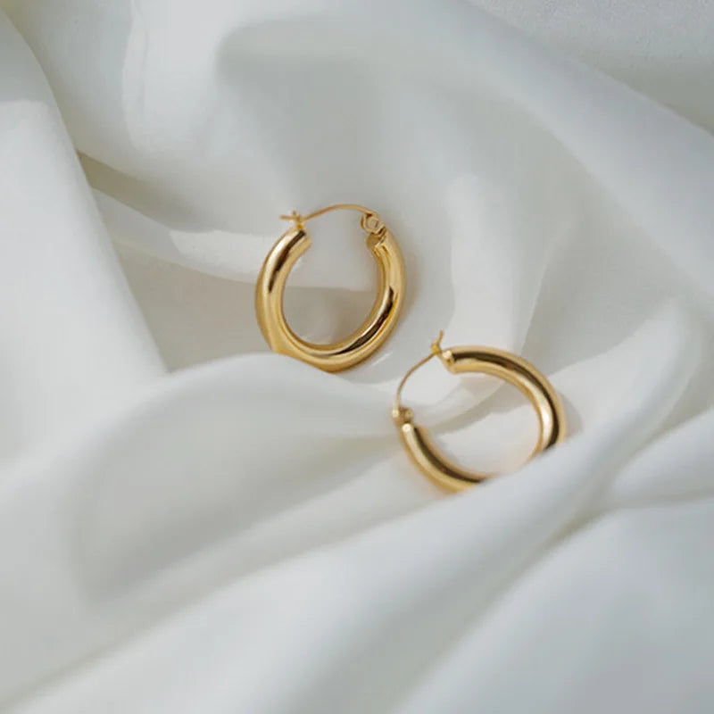 LByzHan 925 Sterling Silver Retro Hoop Earrings For Women Personality French Fashion Ear Buckles E-045